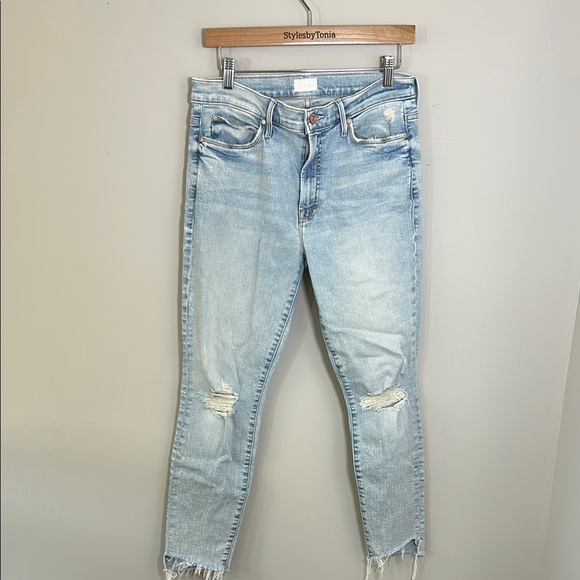Mother The Stunner Zip Ankle Step Fray Jean Rolling in the Bushes Designer Sz 29 - Picture 3 of 16